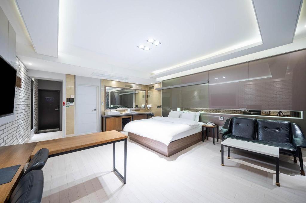 Pohang Hotel View ภายนอก รูปภาพ