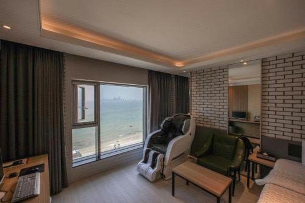 Pohang Hotel View ภายนอก รูปภาพ